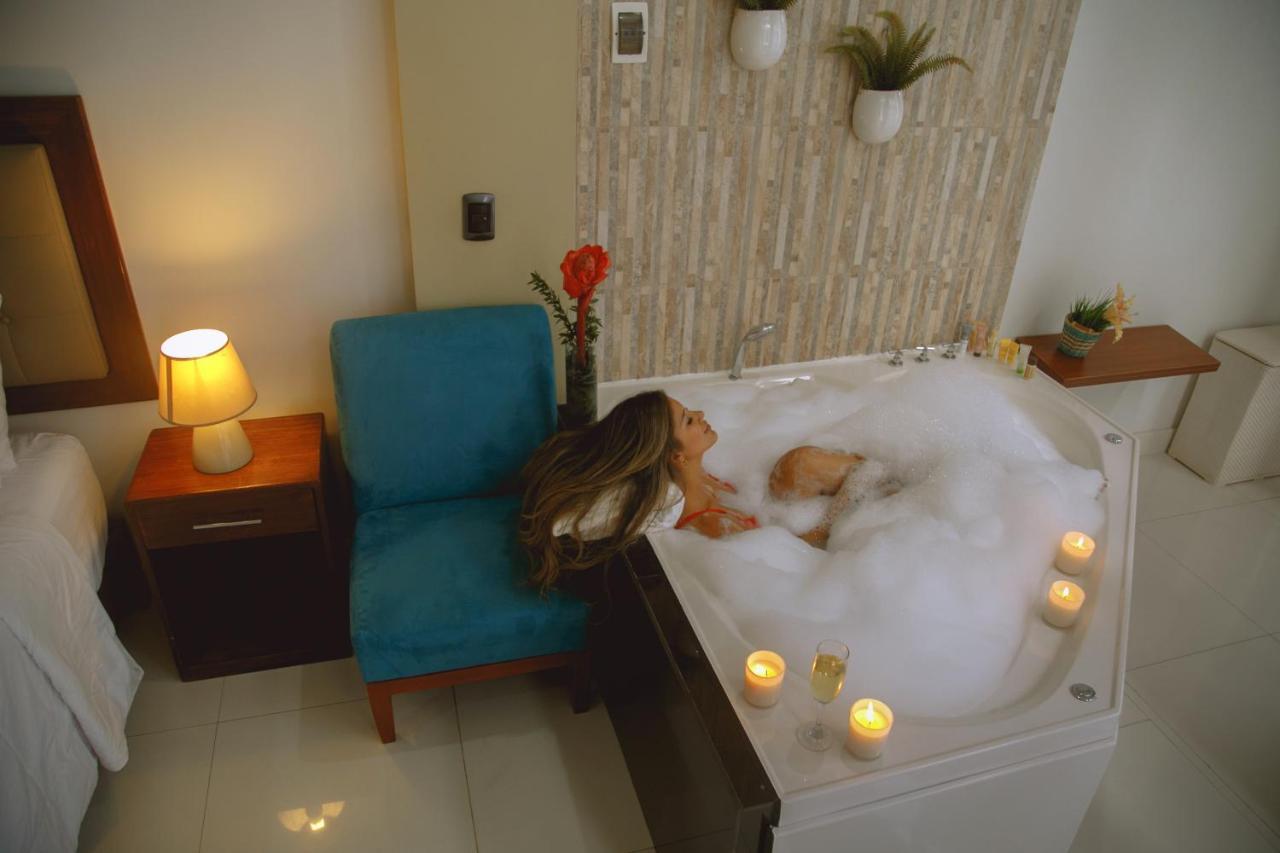 Vuelo 78 Hotel Тарапото Екстериор снимка