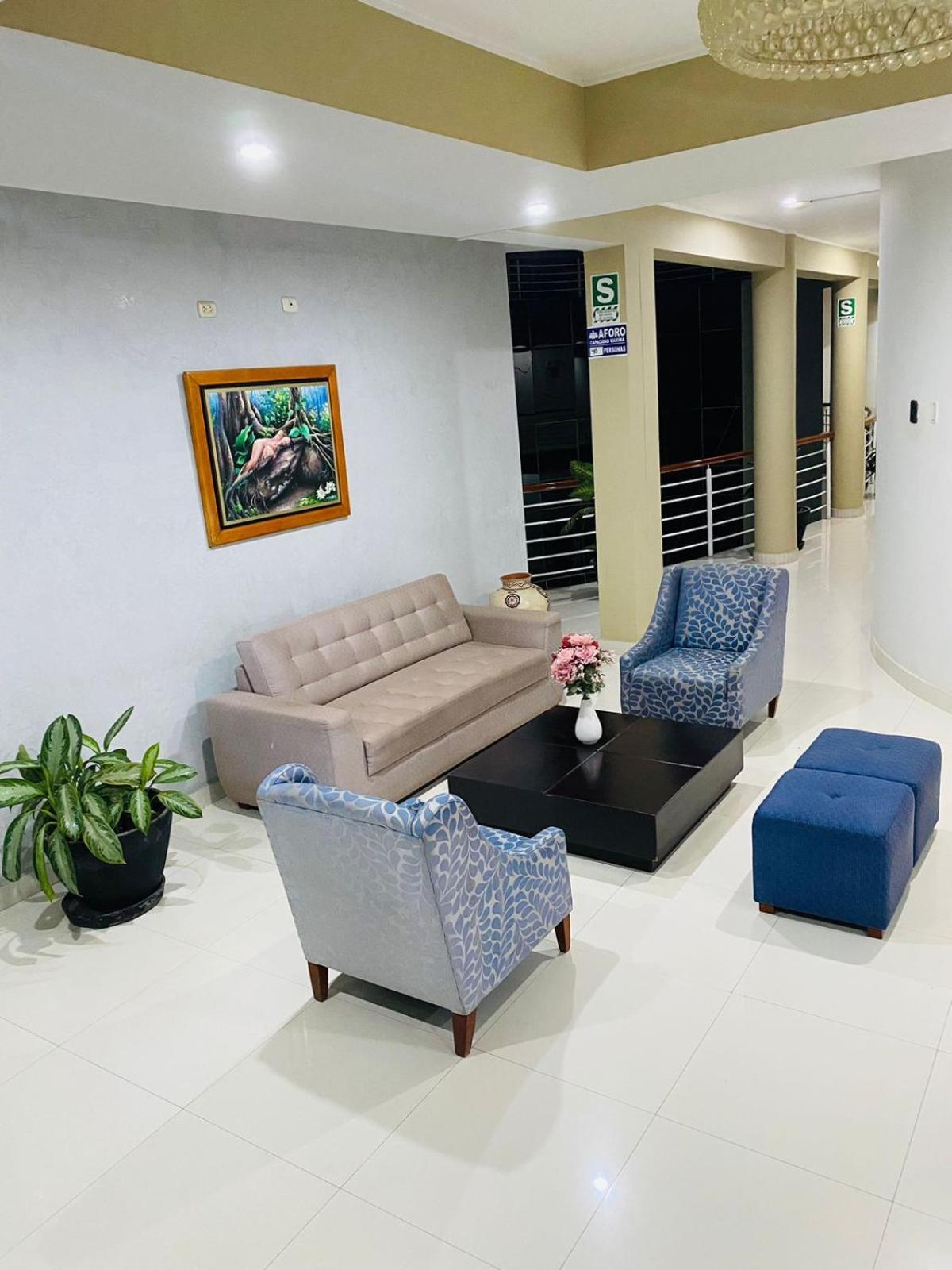 Vuelo 78 Hotel Тарапото Екстериор снимка