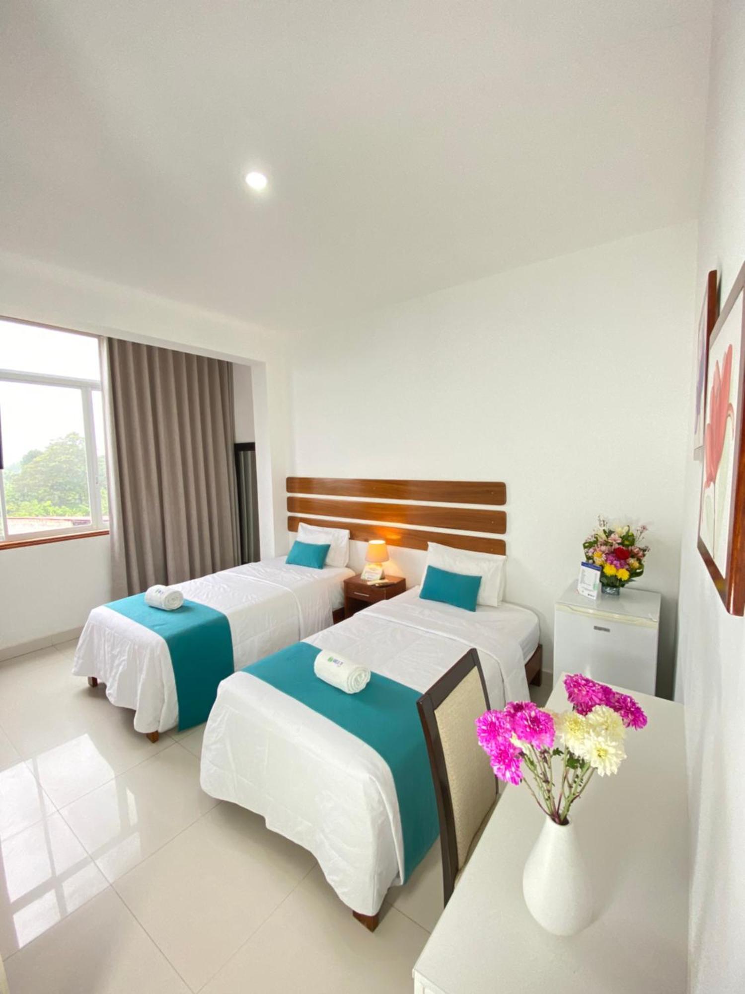 Vuelo 78 Hotel Тарапото Екстериор снимка
